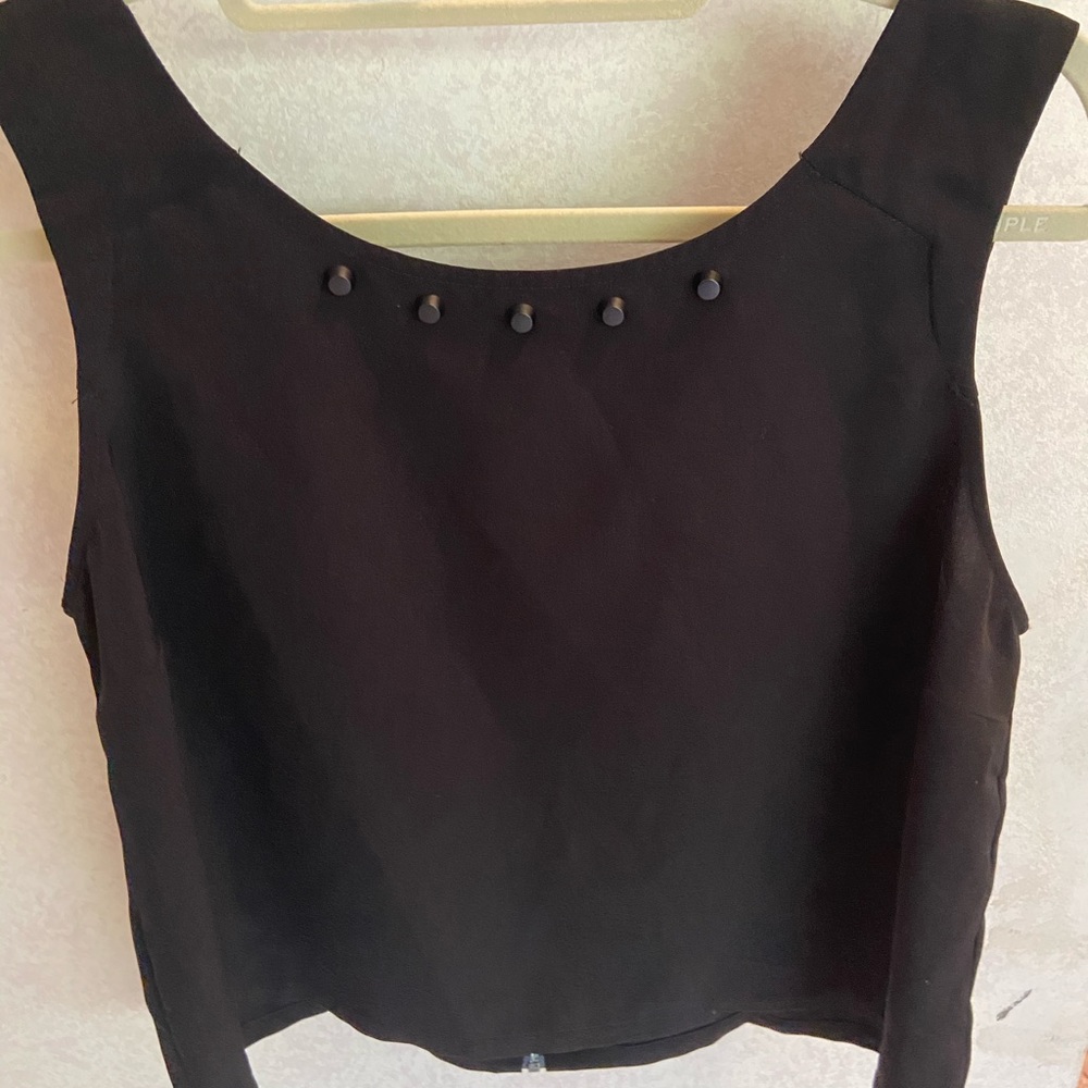 Black crop top BCBGeneration